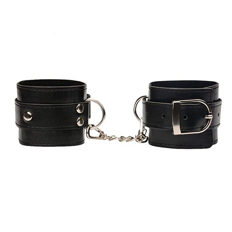 Lockable 7 piece bondage set 1 Fetish 7 piece bondage teaser kit