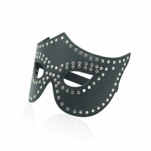 Maska z zakovicami Rivets