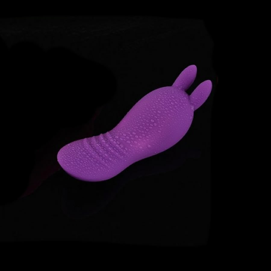 Le Boom strap on klitoris vibrator z daljincem 2 Vibrator za klitoris Le Boom remote