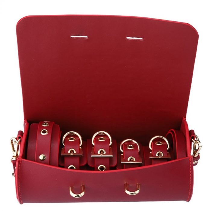 Usnjen komplet BDSM izdelkov Satchel
