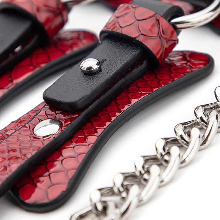 Crocodile pattern 7 piece bondage set red 5 Komplet BDSM igračk Crocodile 7-delni