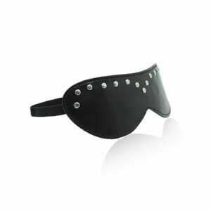 Maska za oči s srebrnimi zakovicami