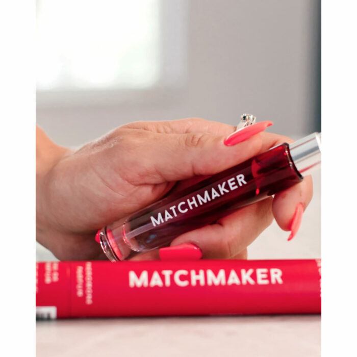 Feromonski-Parfum_Matchmaker-Red-Diamond-atract-him_3 Matchmaker Red Diamond privlači njega