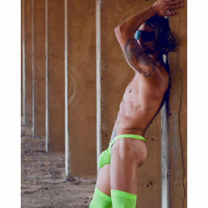 Justin and Simon Bulge thong neon rumene