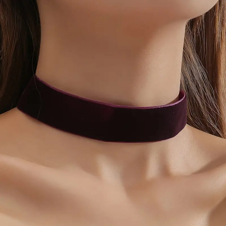Dark purple choker