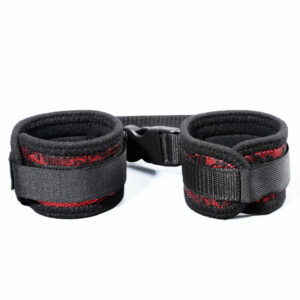 4-delni bondage set črno-rdeč