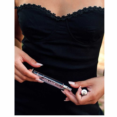 Eye-of-Love-Pheromone-Perfum-attract-him-One-Love-3 Feromonski parfum Attract him One Love 10 ml
